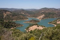 Διαμάχη για την πώληση δημόσιας γης στην...