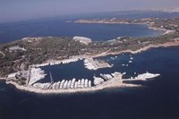 Διαγωνισμό εκμίσθωσης της Ακτής Βουλιαγμ...