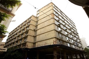 Η Εκκλησία δίνει ζωή σε κτίριο-φάντασμα του Κέντρου